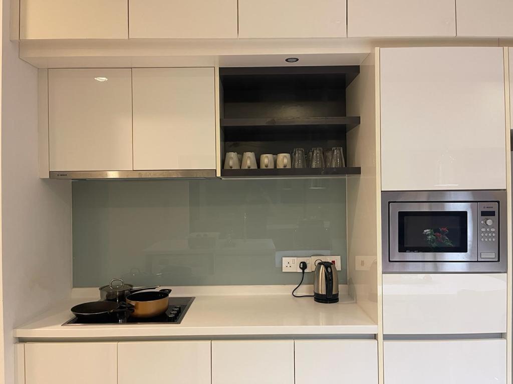 קואלה לומפור Faced Suites Platinum Klcc מראה חיצוני תמונה