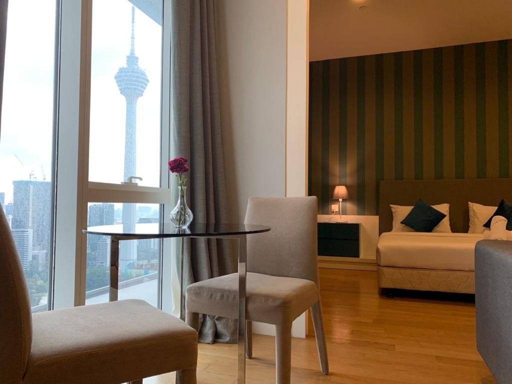 קואלה לומפור Faced Suites Platinum Klcc מראה חיצוני תמונה