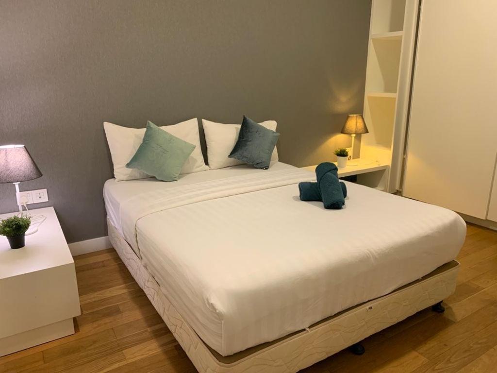 קואלה לומפור Faced Suites Platinum Klcc מראה חיצוני תמונה