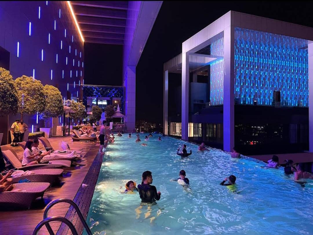 קואלה לומפור Faced Suites Platinum Klcc מראה חיצוני תמונה
