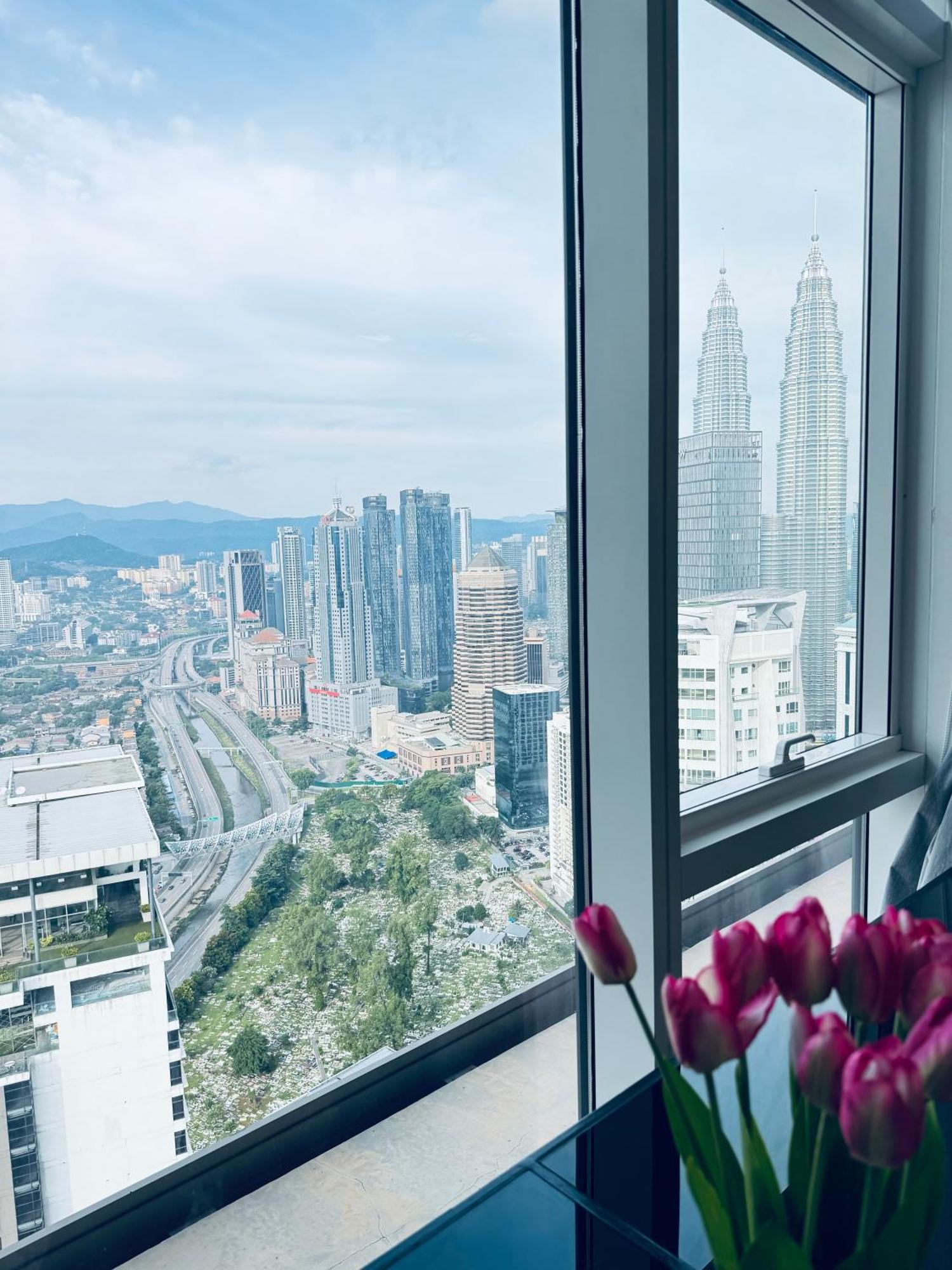 קואלה לומפור Faced Suites Platinum Klcc מראה חיצוני תמונה